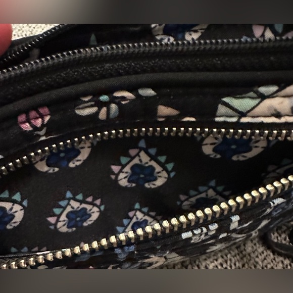 Vera Bradley Floral Black Wallet/ Wristlet Clutch - Picture 7 of 7